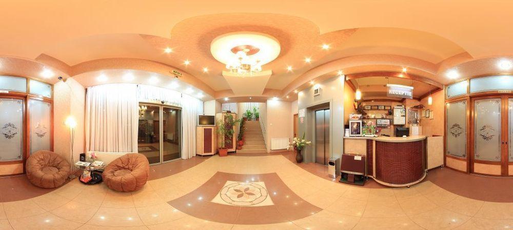 Hotel Helin - Calea Bucuresti Крайова Экстерьер фото